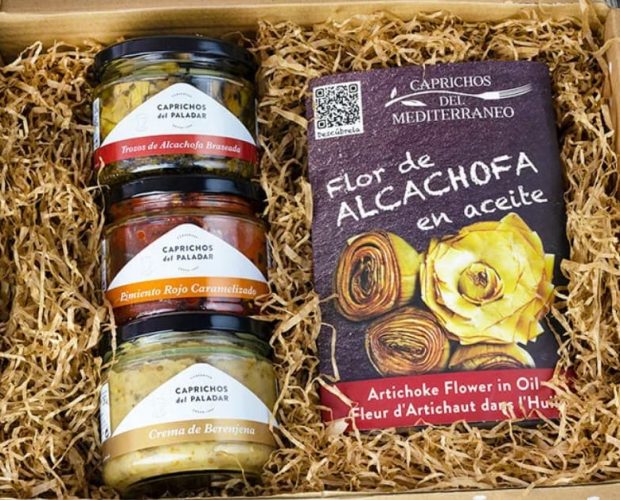 Caja regalo Capricho Murciano con flor de alcachofa en aceite, pimiento rojo caramelizado, alcachofas braseadas y crema de berenjena.