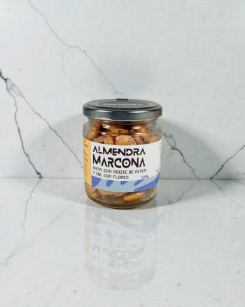 almendra marcona frita con sal con flores