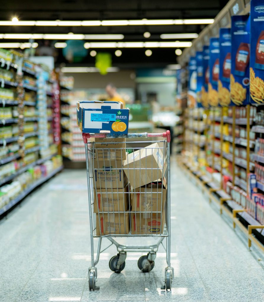 Supermercado vs. tienda gourmet: ¿merece la pena pagar más por los productos murcianos?